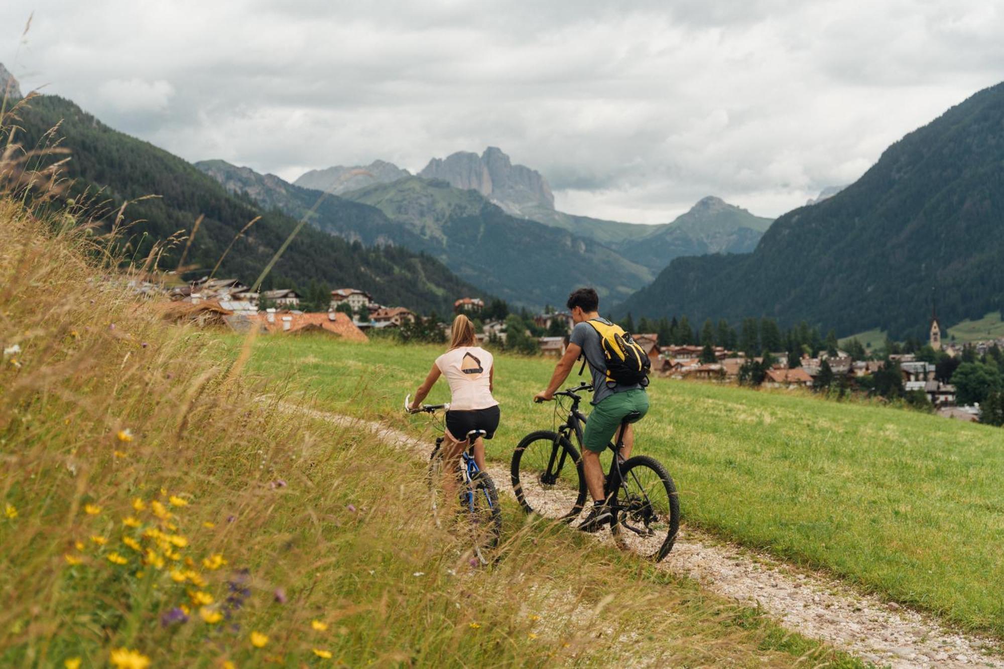 Berg Hotel Latemar Spitze Vigo di Fassa Ngoại thất bức ảnh