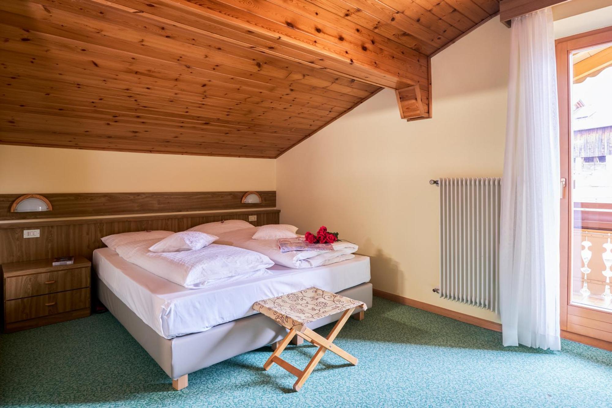 Berg Hotel Latemar Spitze Vigo di Fassa Ngoại thất bức ảnh