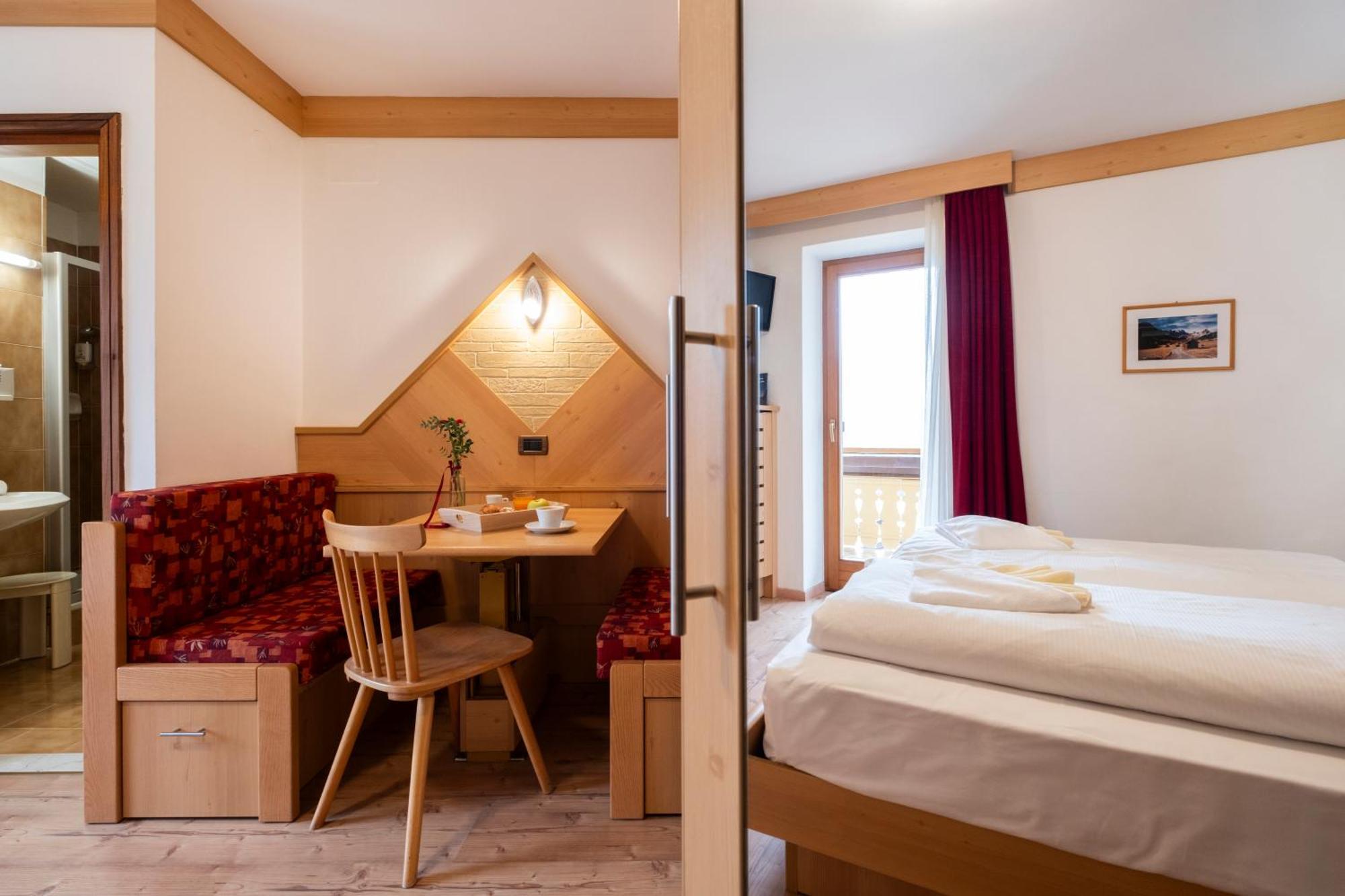 Berg Hotel Latemar Spitze Vigo di Fassa Ngoại thất bức ảnh