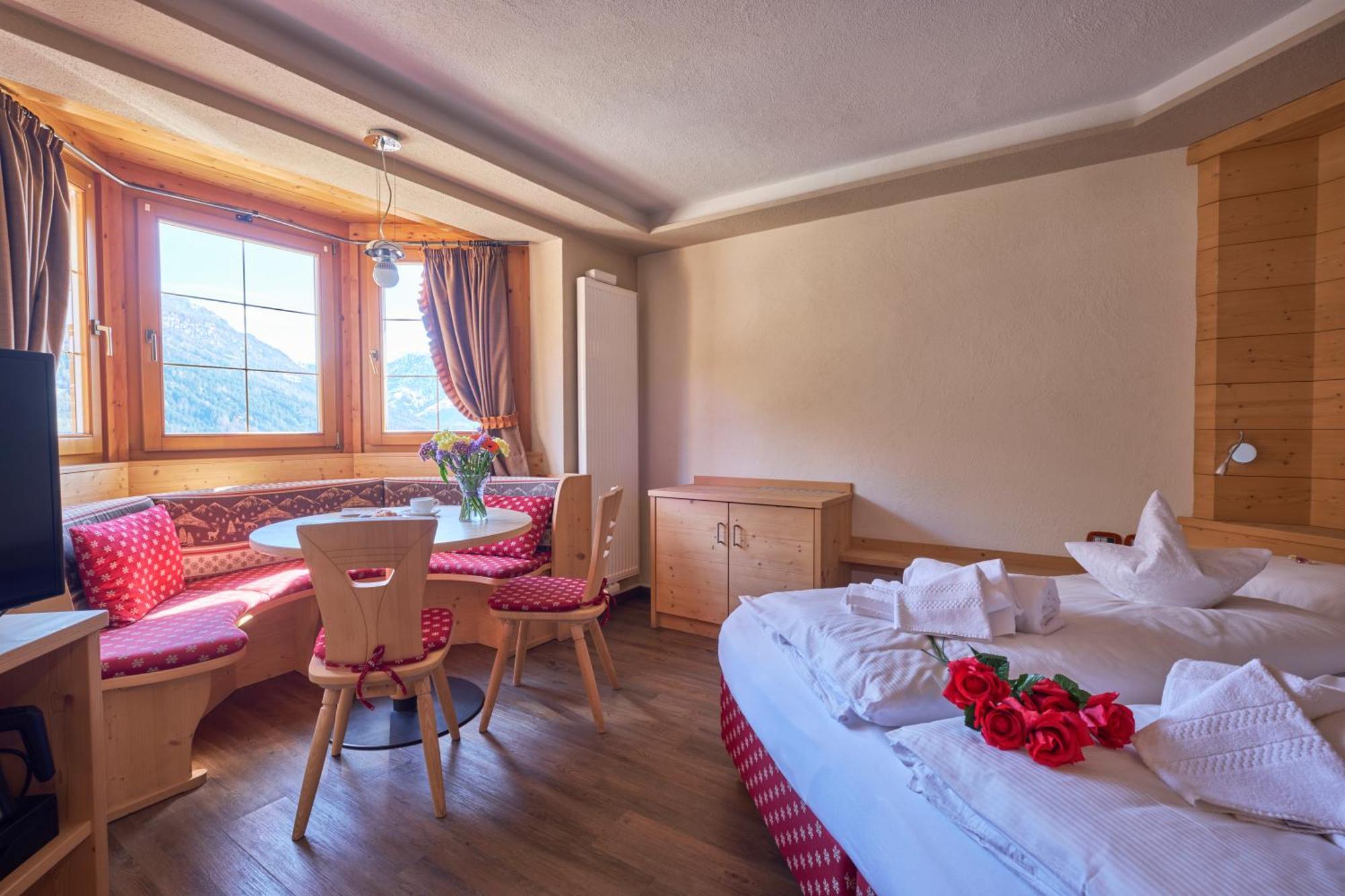 Berg Hotel Latemar Spitze Vigo di Fassa Ngoại thất bức ảnh